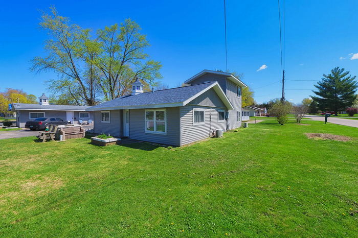 Wil-O-Paw Motel - Real Estate Listing Photo (newer photo)